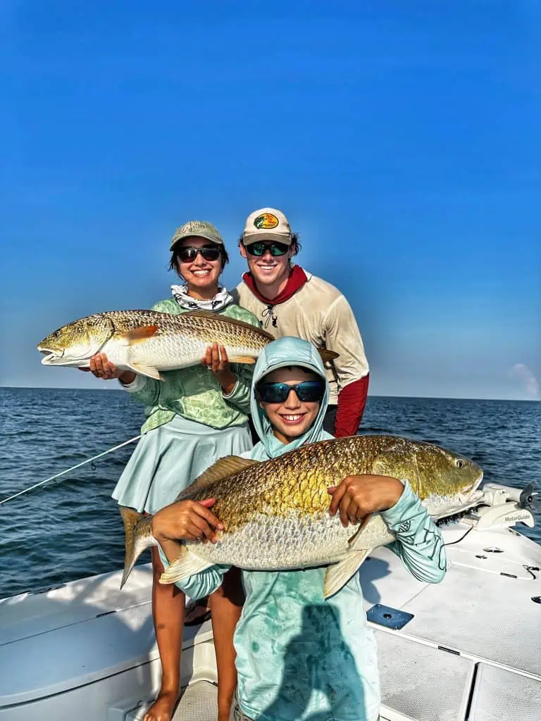 mobile bay bull redfish fishing charter